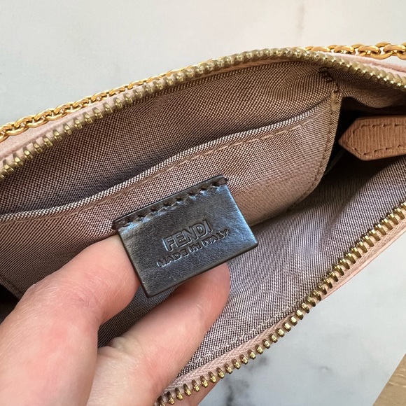 (Sold) FENDI Vitello Elite Crayons Pochette - Picture 8 of 12